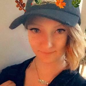 Meet your Posher, Faith